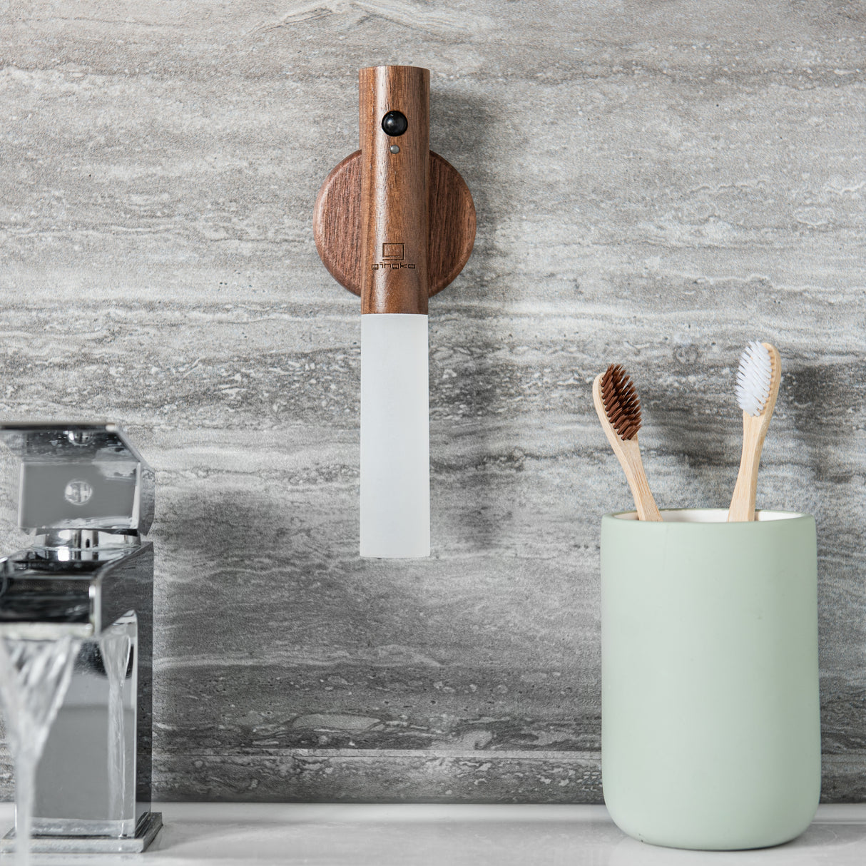 Lumière bâton à détecteur de mouvements